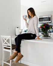 Load image into Gallery viewer, Black Eco Pocket Leggings
