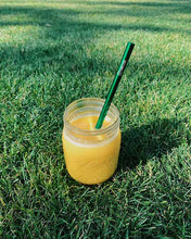 Load image into Gallery viewer, Green Metal Straw - 3 Pack